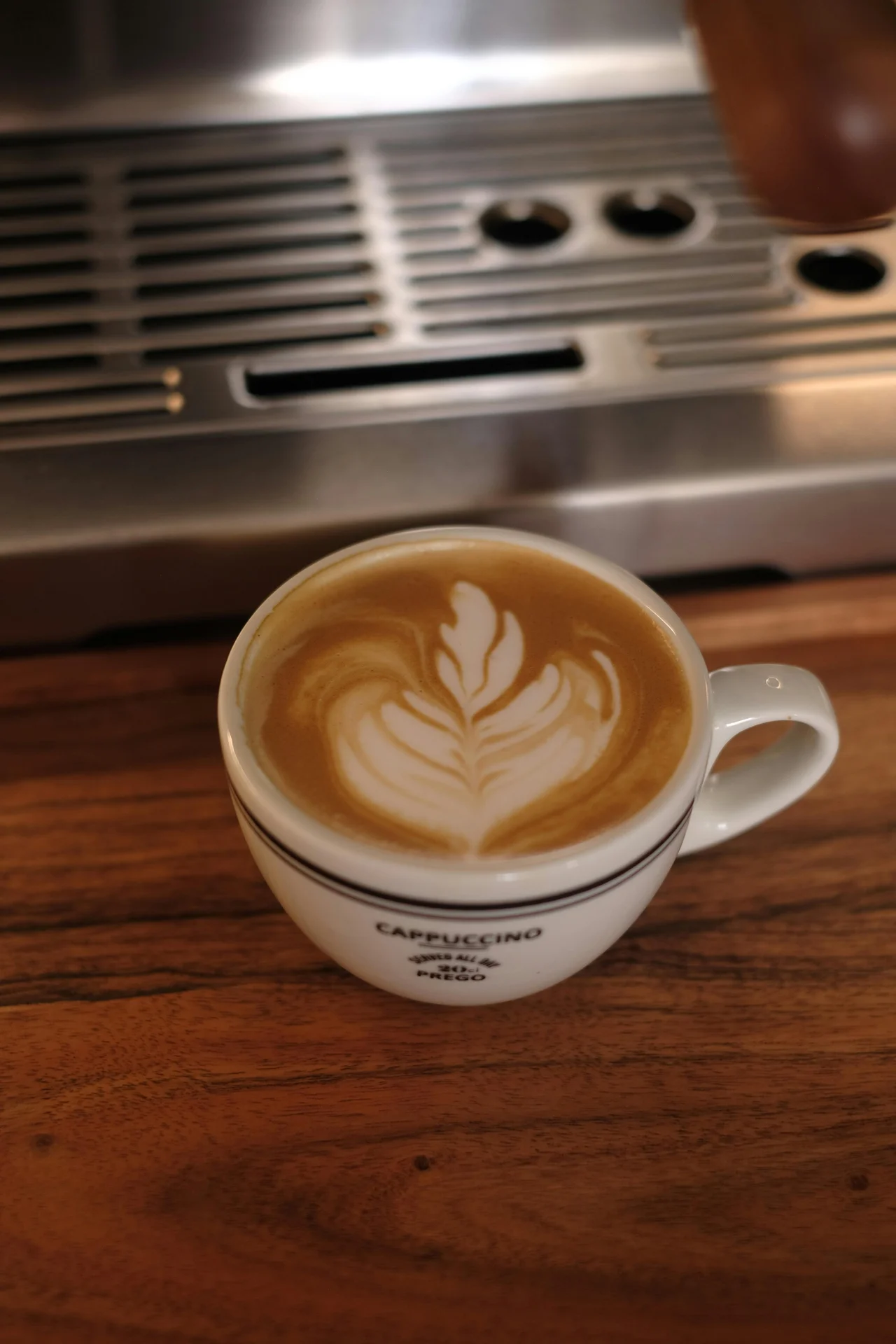 Home espresso machine setup for making cappuccino